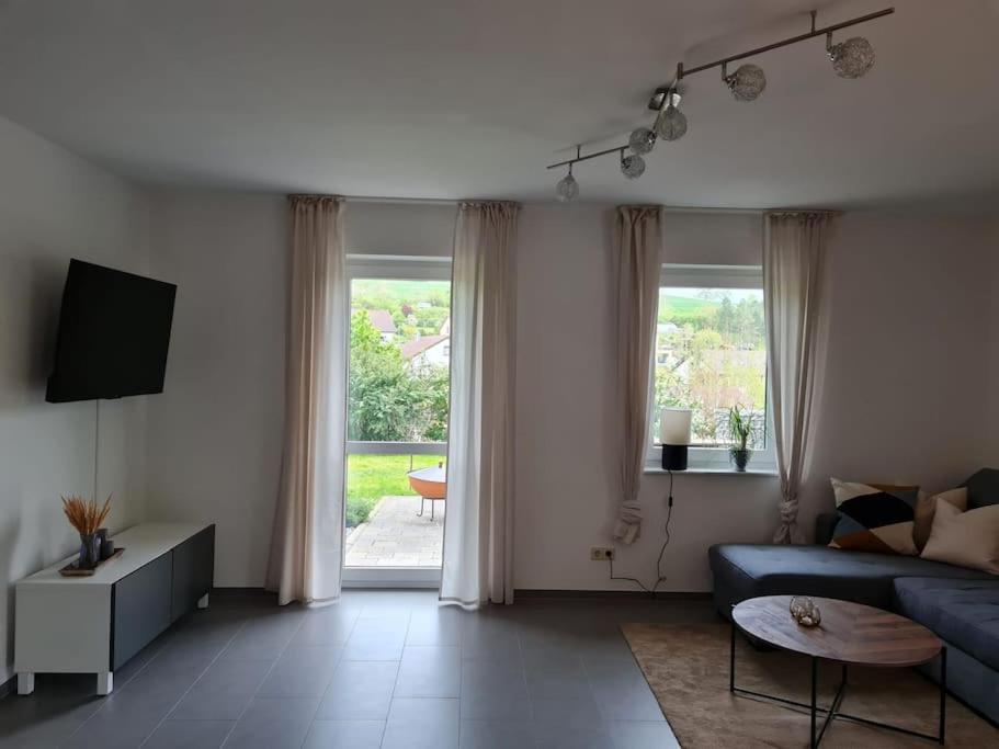 Ferienwohnung Panoramablick バート・メルゲントハイム エクステリア 写真